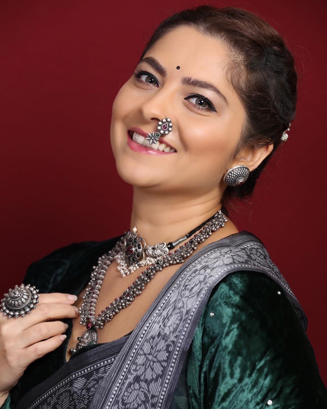 Sonalee Kulkarni Marathi Actress 125 Dreampirates
