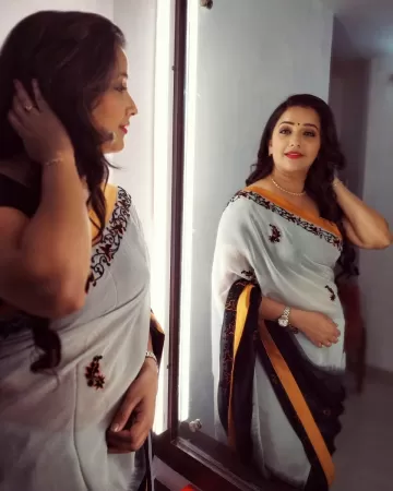 Apurva Nemlekar Marathi actress images 37