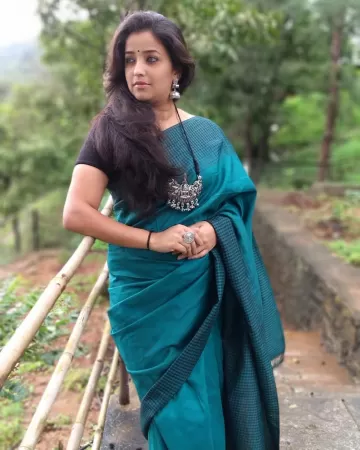 Apurva Nemlekar Marathi actress images 8