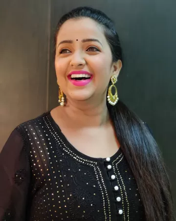 Apurva Nemlekar Marathi actress images 208