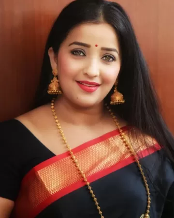 Apurva Nemlekar Marathi actress images 235