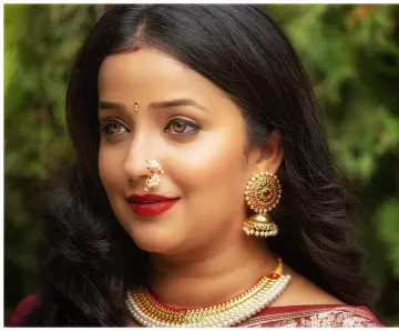 Apurva Nemlekar Marathi actress images 237