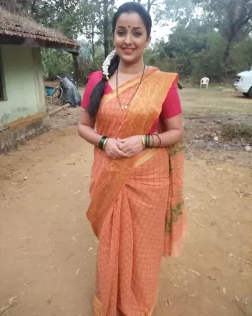 Apurva Nemlekar Marathi actress images 42