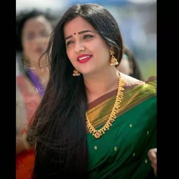 Apurva Nemlekar Marathi actress images 193