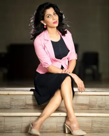 Madhavi Kulkarni marathi tv actress 99