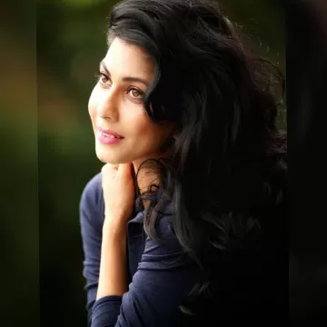 Madhavi Kulkarni marathi tv actress 211
