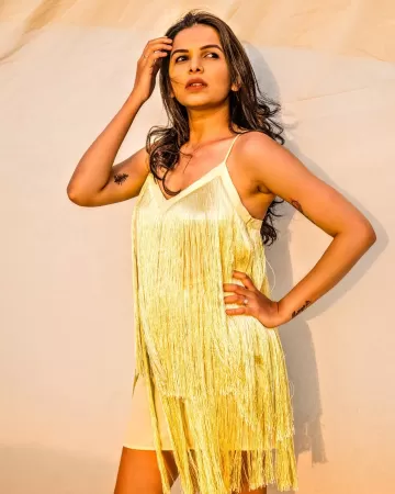 Mitali Mayekar marathi actress 33