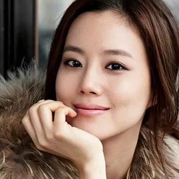 Moon Chae won South Korean actress 19