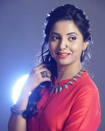 Sayali Sanjeev marathi actress 19