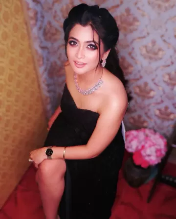 Ruchita Jhadav marathi actress 25