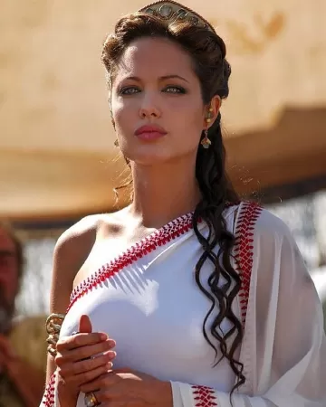 Angelina Jolie Hollywood actresss 7