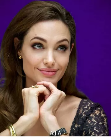 Angelina Jolie Hollywood actresss 49