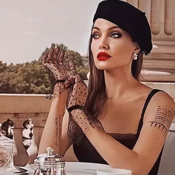 Angelina Jolie Hollywood actresss 19