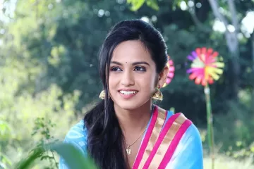 Shivani Baokar marathi actress 40