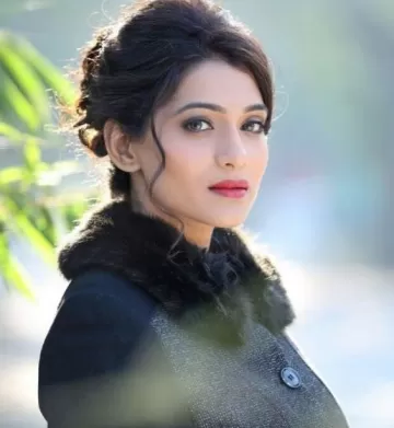 Urmila Kanitkar Marathi Actress 1
