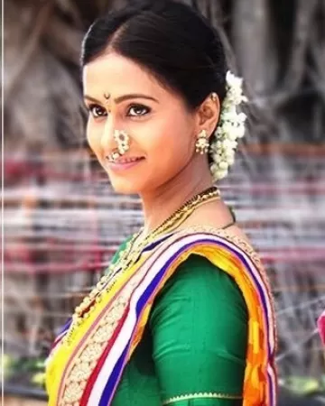 Dipti Ketkar Marathi TV  Actress 25