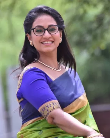 Dipti Ketkar Marathi TV  Actress 84