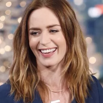 Emily Blunt Hollywood actress 23