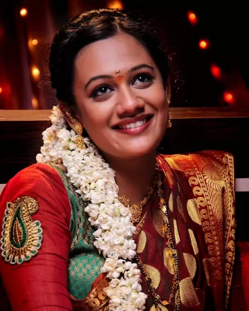 Spruha Joshi Marathi Film Actress 83