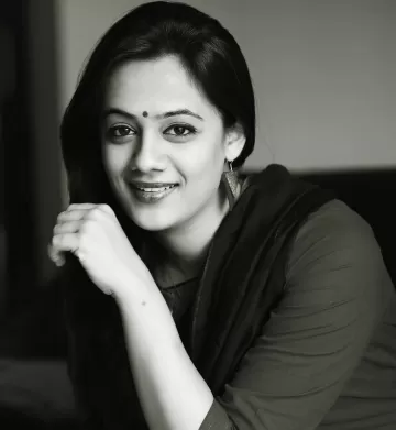 Spruha Joshi Marathi Film Actress 105