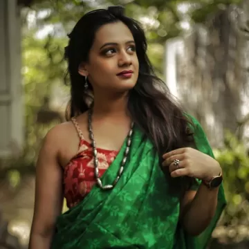Spruha Joshi Marathi Film Actress 378