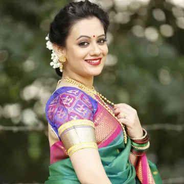 Spruha Joshi Marathi Film Actress 176