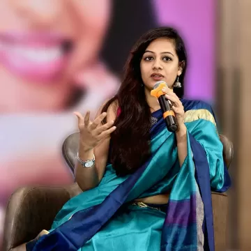Spruha Joshi Marathi Film Actress 147