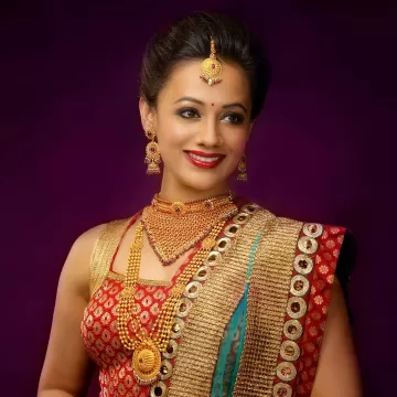 Spruha Joshi Marathi Film Actress 26