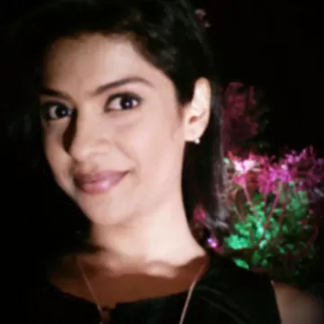 Swarda Thigale Marathi Tv Actress 3