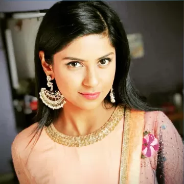 Swarda Thigale Marathi Tv Actress 49