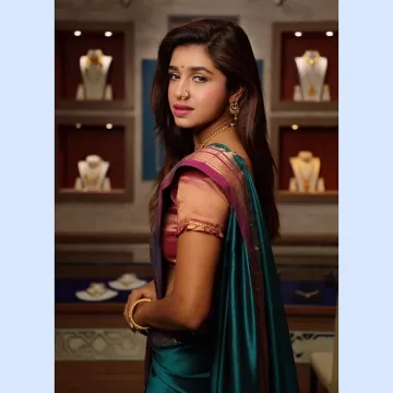 Sanskruti Balgude marathi actress 6