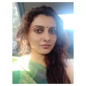 Poorvi Bhave Marathi tv Actress 134