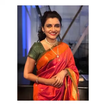 Poorvi Bhave Marathi tv Actress 181