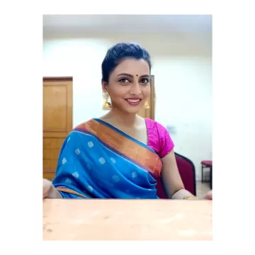Poorvi Bhave Marathi tv Actress 143