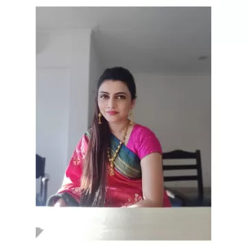Poorvi Bhave Marathi tv Actress 128