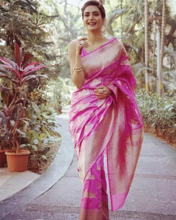 Karishma Tanna bollywood actress 101