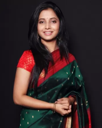 Sayali Sanjeev marathi actress 55