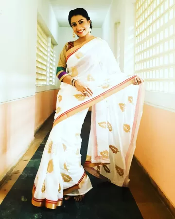 Kranti Redkar Marathi Film Actress 50
