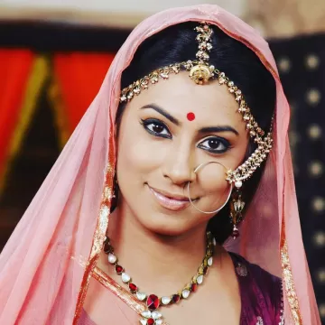 Kranti Redkar Marathi Film Actress 32