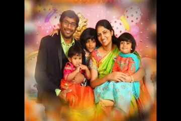 సజీవ సాక్షులుగా Family Song || Dr John Wesly & Blessie Wesly || Latest Telugu Christian Song Lyrics