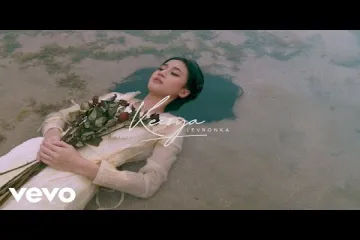 Keisya Levronka - Tak Ingin Usai Lyrics