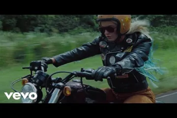 Katy Perry - Harleys In Hawaii Song Lyrics In English Lyrics
