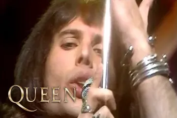 Killer Queen Lyrics - Queen
